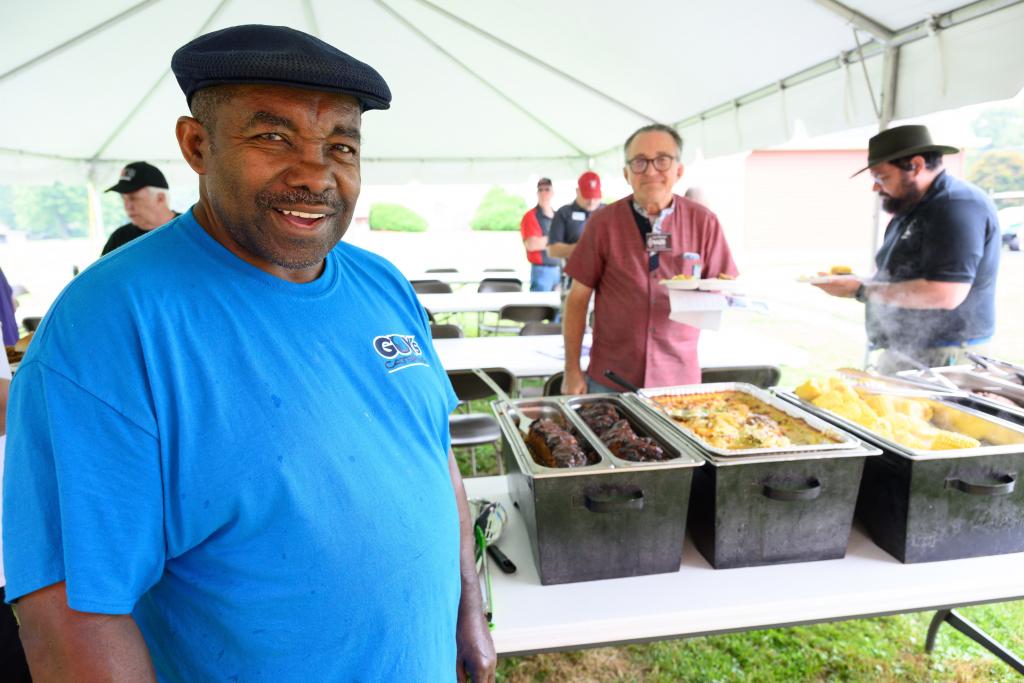 Caterer Guy Gibbs, Hermatige PA